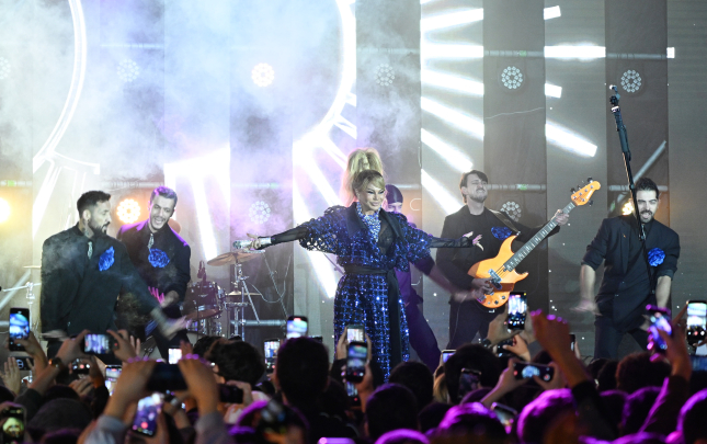 aygun-kazimova-mohtesem-festivalin-baglanis-gununde
