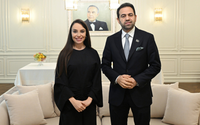 leyla-eliyeva-muselman-agsaqqallari-surasinin-bas-katibi-ile-gorusdu