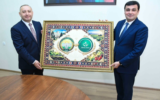 zirve-agro-mmc-ile-azerbaycan-dovlet-aqrar-universiteti-memorandum-imzaladi