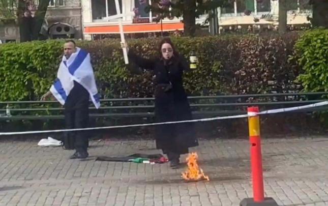 isvecde-qurani-yandirmisdi