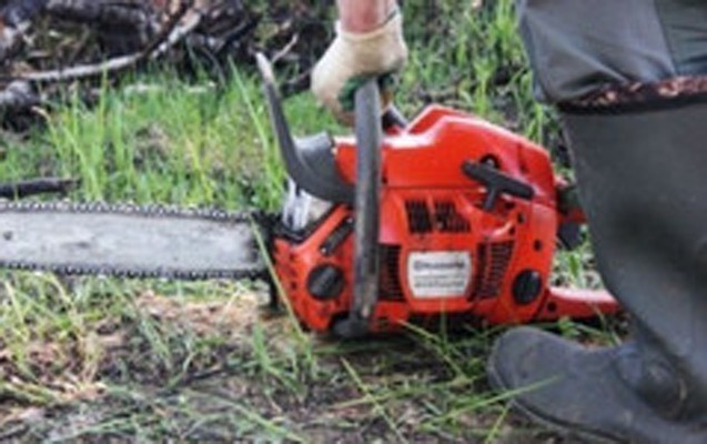 26-yasli-fehle-laqonda-ile-ayagini-kesdi