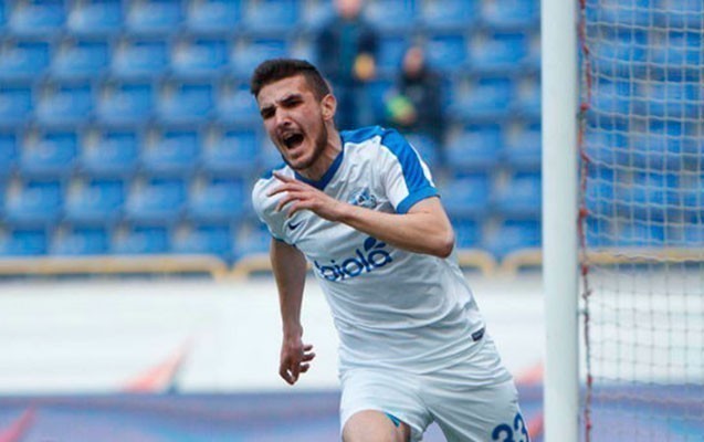 babam-azerbaycanda-taninmis-herbci-olub