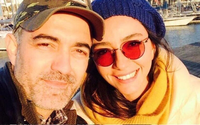 hava-limaninda-ozune-sevgili-tapdi