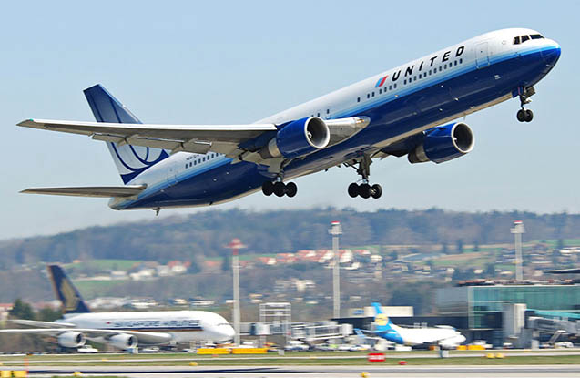 eqreb-teyyarede-sernisini-sancdi