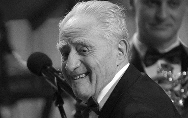rus-yazici-vefat-etdi