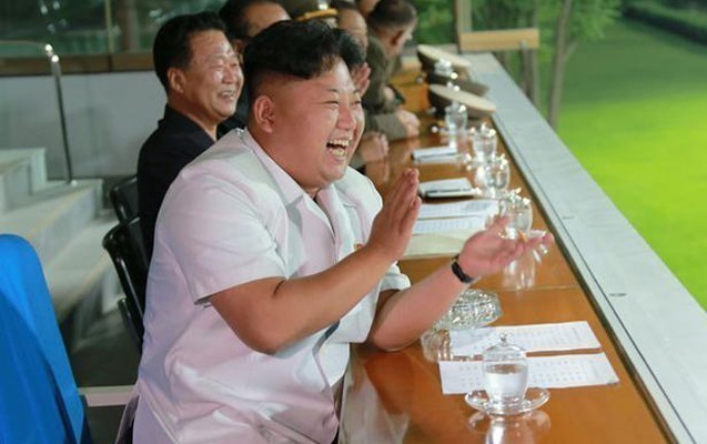 simali-koreya-lideri-bu-futbol-komandasina-azarkeslik-edir