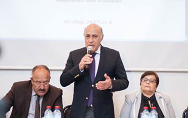 qerb-universitetinde-heyder-eliyevle-bagli-respublika-elmi-konfransi-kecirilib