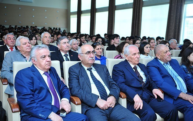 telebe-ve-magistrantlarin-elmi-konfransi-kecirildi