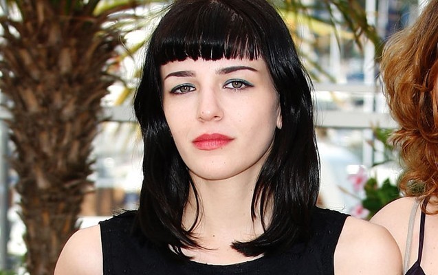 aktrisa-evinde-olu-tapildi