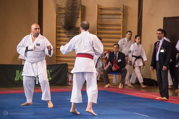 nikoil-bank-in-emekdasi-avropa-cempionatinin-mukafatcisi-oldu