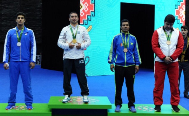 zorxana-yarislarinda-qizil-medal-qazandiq
