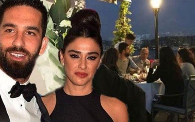 arda-turan-eks-sevgilisiyle-barisdi