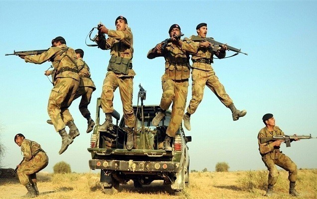 pakistan-qetere-20-min-esger-gonderir