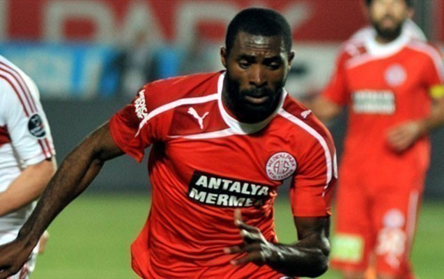 zire-osmanlisporun-sabiq-futbolcusunu-transfer-edir