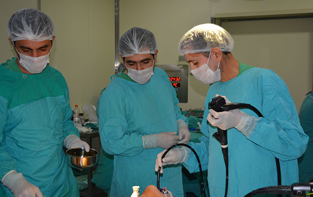 bakida-xesteye-yeni-dil-tikdiler