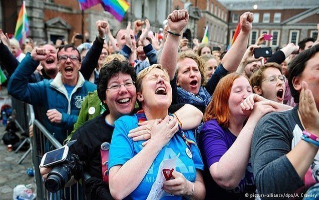 almaniyada-homoseksuallarla-bagli-vacib-qerar