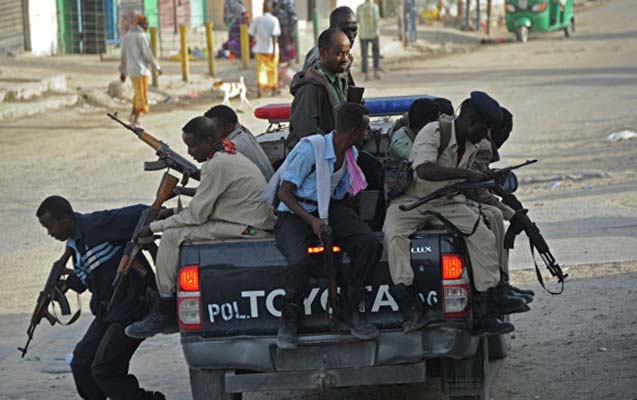 somalide-polis-akademiyasinda-terror-13-olu