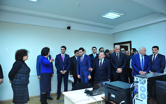 memarliq-ve-insaat-universitetinde-mediatur-kecirilib