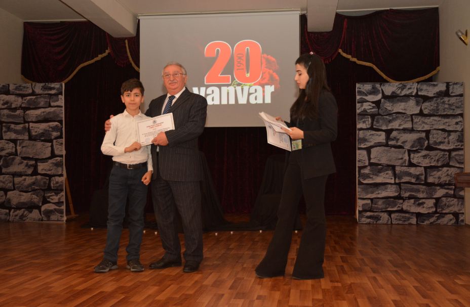 odlar-yurdu-universitetinde-20-yanvar-sehidlerinin-xatiresi-anildi