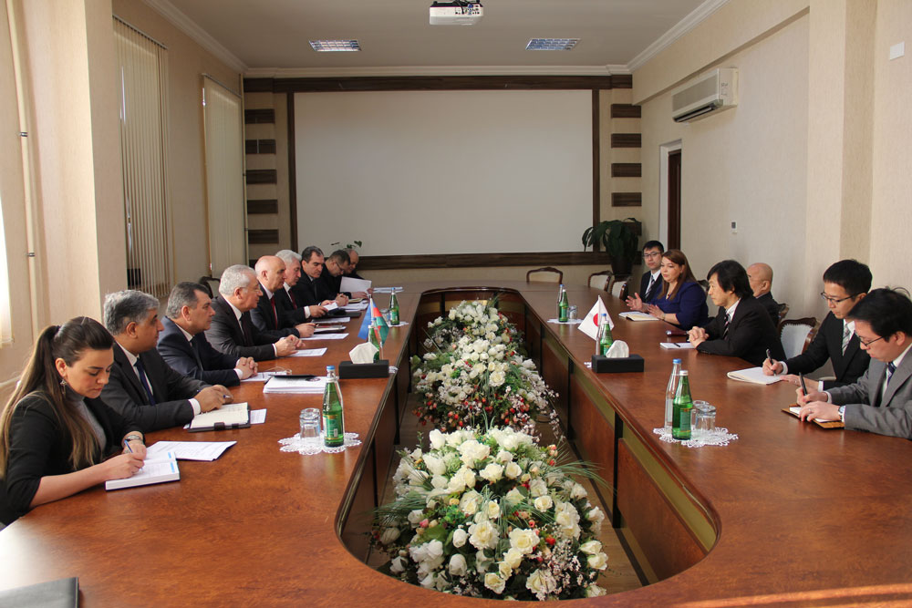 heyder-esedov-yaponiyanin-numayende-heyetile-gorusub