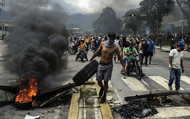 venesuela-hokumeti-muxalifetle-sazis-imzaladi