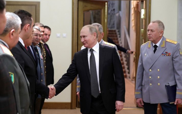 putin-general-kerim-veliyevle-gorusdu