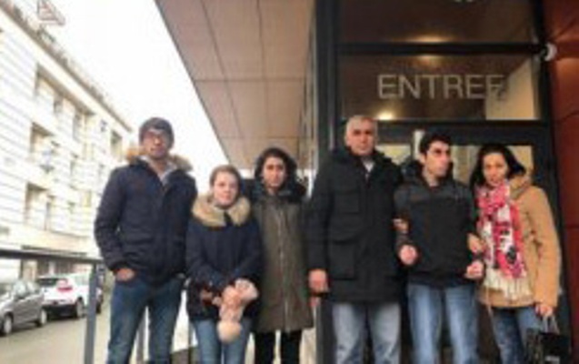 azerbaycanli-aile-fransada-hebs-edildi