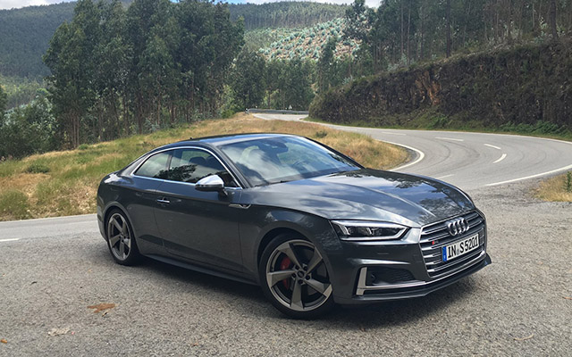 audi-5000-den-cox-avtomobil-geri-cagirib