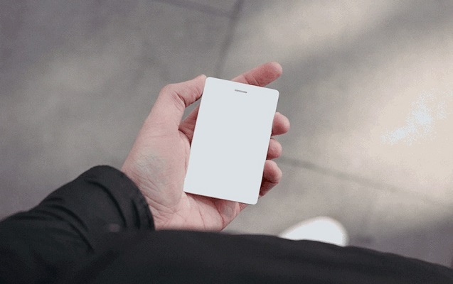 en-minimalist-telefon-hazirlandi