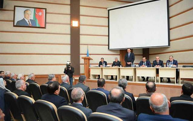 icra-bascisi-sahibkarlarla-gorusub