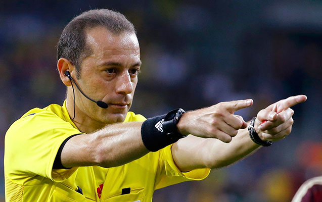 cuneyt-cakir-millimizin-matcinda-var-i-idare-edecek