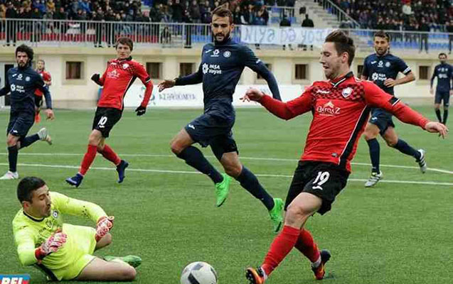 qebele-sumqayita-qarsi-neftci-sebaille-uz-uze