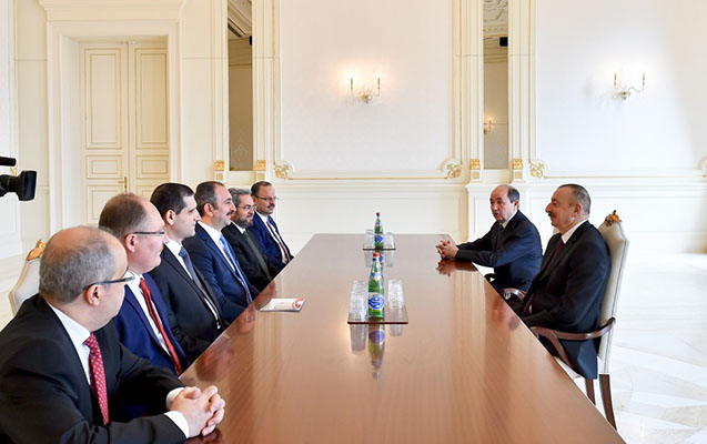 prezident-turkiyenin-edliyye-nazirini-qebul-edib