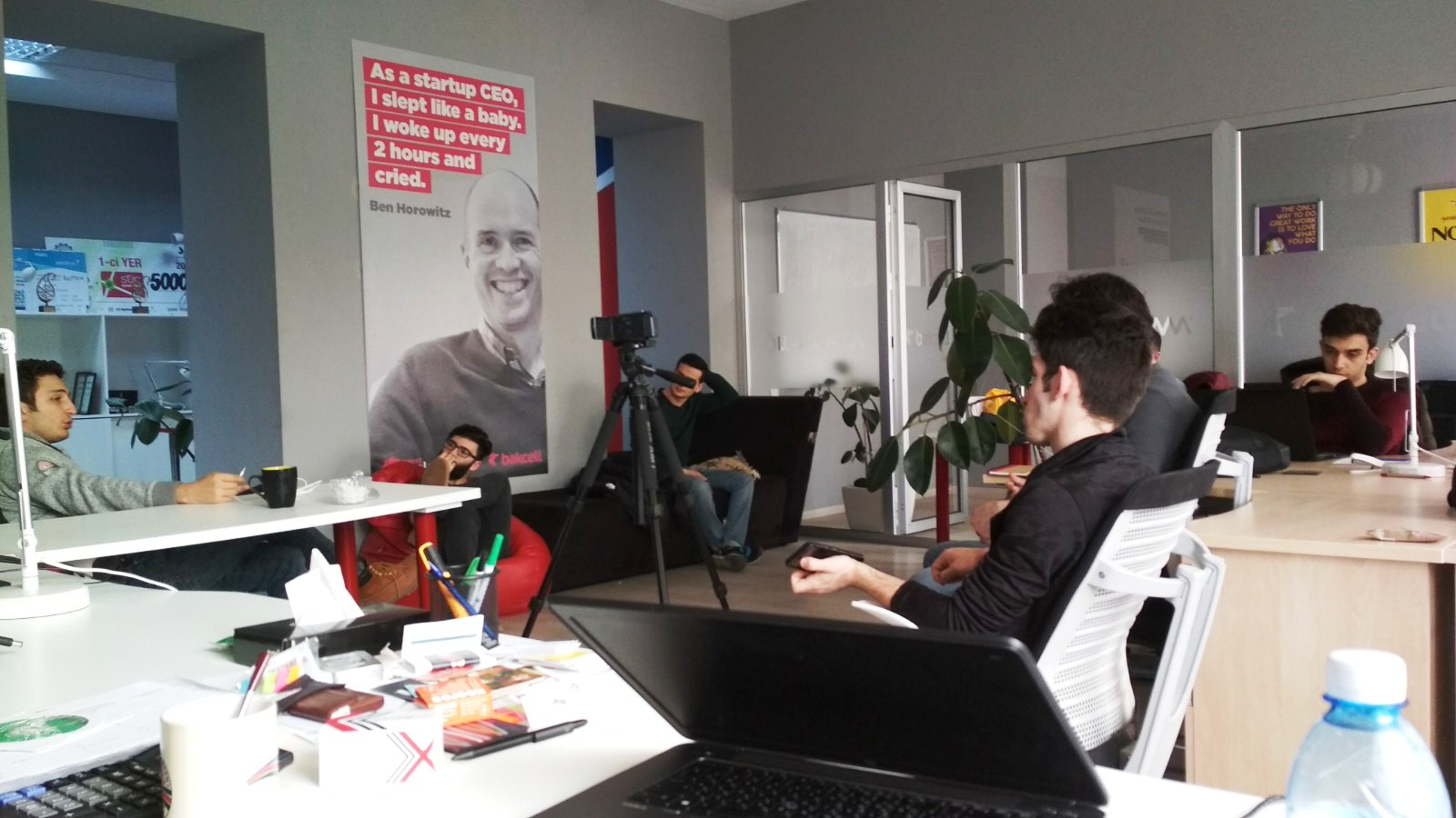 applab-istirakcilari-genc-developerin-ugur-hekayesini-dinleyib