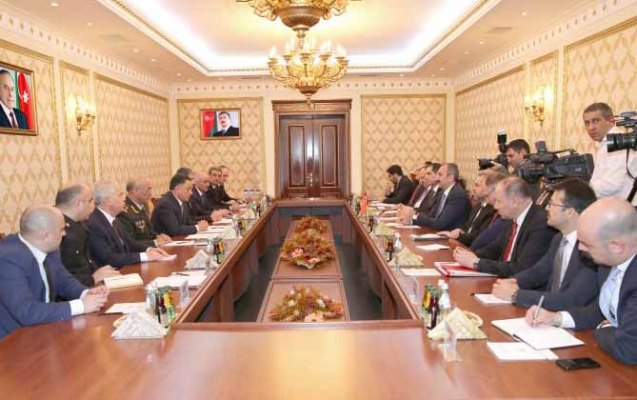 usubov-turkiyeli-nazirle-15-iyul-hadiselerinden-danisdi