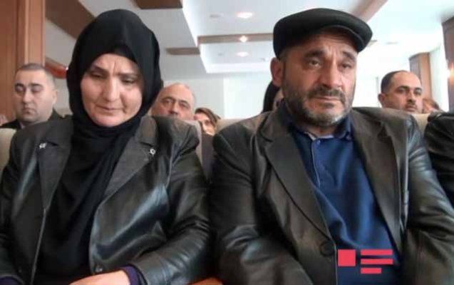 sehid-esgerin-medali-ailesine-teqdim-edildi