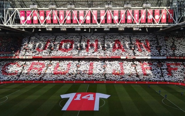 amsterdam-arenaya-efsanevi-futbolcunun-adi-verildi