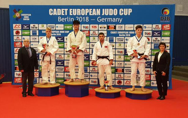 cudocularimiz-berlinde-2-medal-qazandi