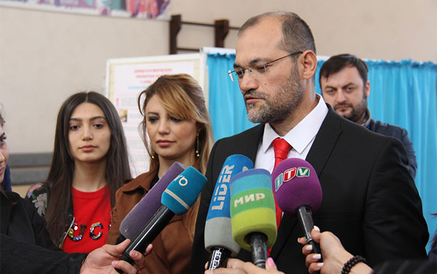 daha-bir-namized-ses-verdi