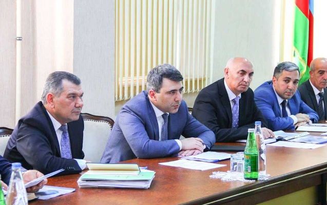 inam-kerimov-amerikali-muttexesislerle-gorusub