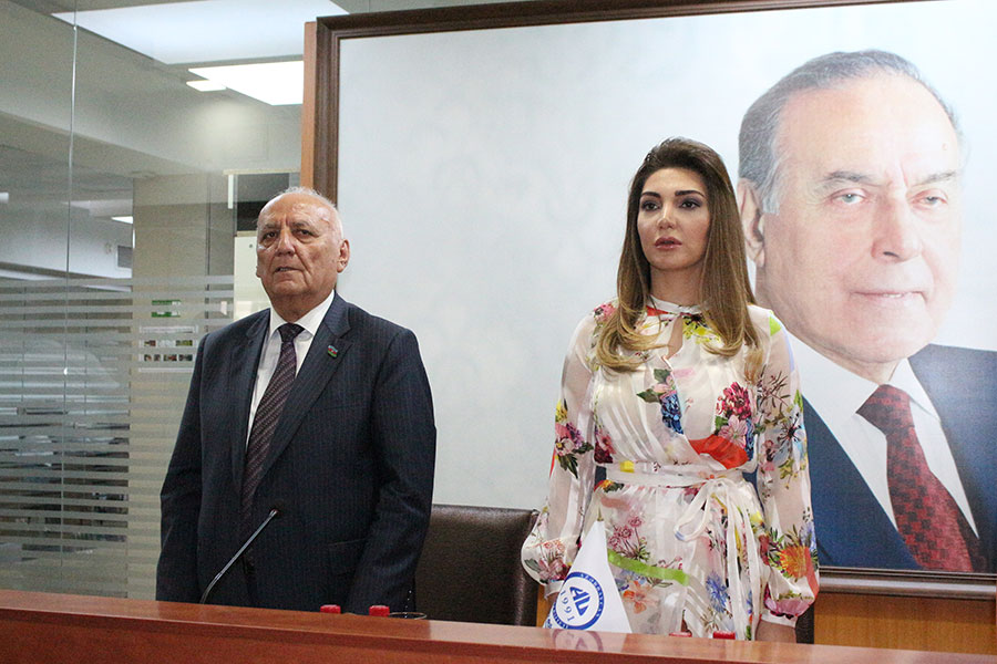 azerbaycan-universitetinde-beynelxalq-konfrans-ise-baslayib