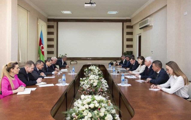 nazir-muavini-rusiya-numayende-heyeti-ile-gorusub
