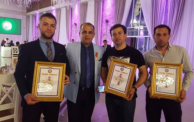 kralicanin-ad-gunu-sousuna-qatilan-aktyorlar-mukafatlandirildi