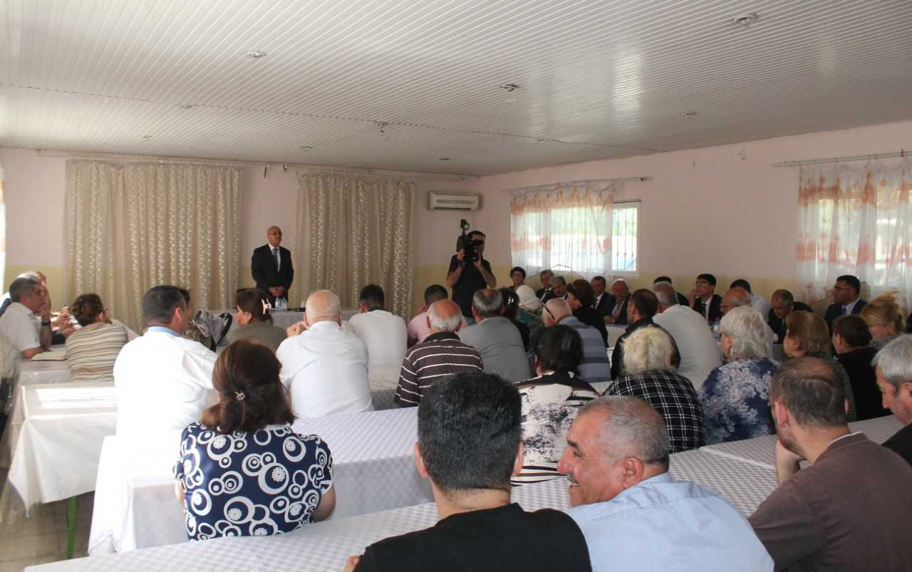 icra-bascisi-sakinlerle-gorusdu