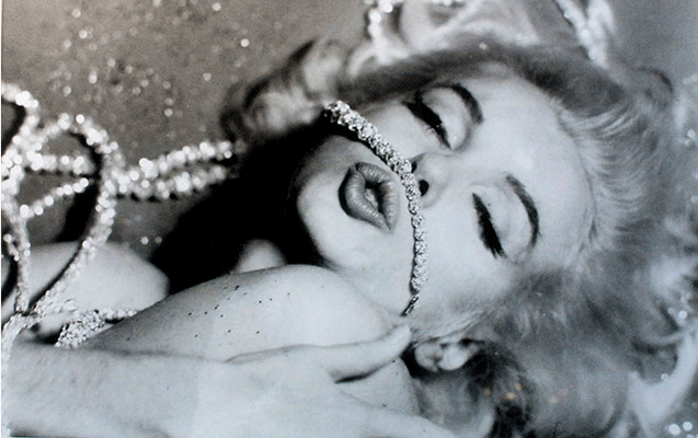 dunya-ulduzlari-merilin-monronun-obrazinda