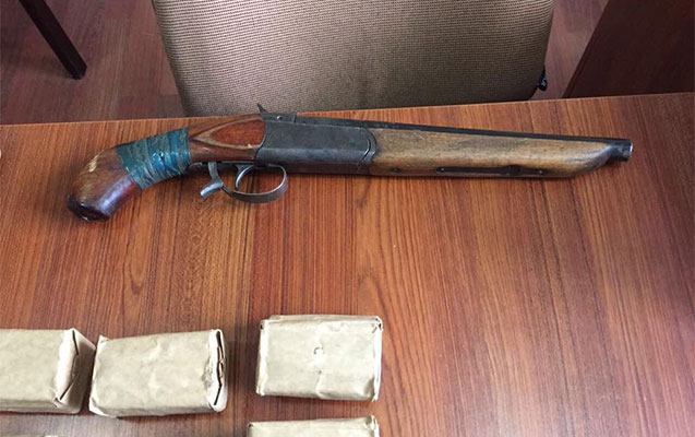 baliq-tutarken-silah-sursat-tapdi