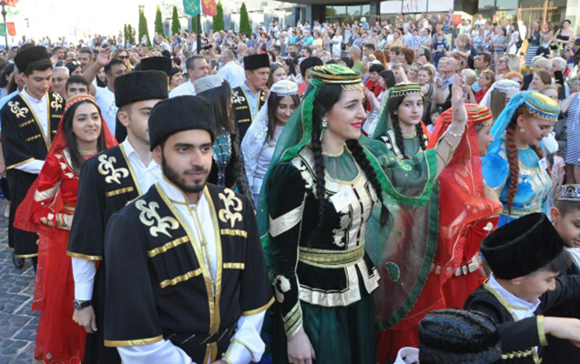 beynelxalq-festivalda-azerbaycan-da-temsil-olunub