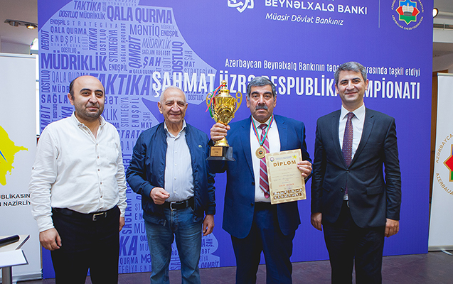 teqaudculer-arasinda-sahmat-cempionati-basa-catdi