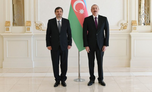 prezident-bolqaristanin-azerbaycandaki-yeni-sefirini-qebul-edib
