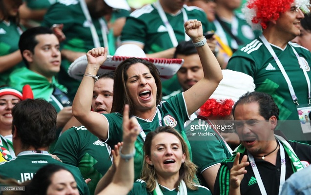 meksikalilarin-qol-sevinci-zelzeleye-sebeb-oldu